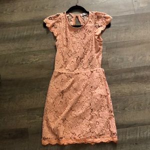Little Lie Peach Lace Short Sleeve Dress